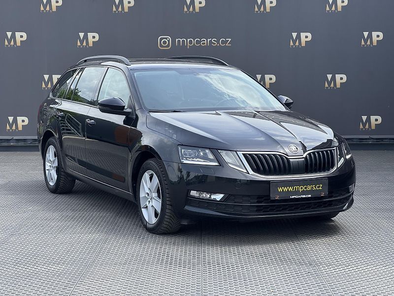 Škoda Octavia (2018) III 1.5TSi MAN Ambition+, RZV - fotka 3 z 47