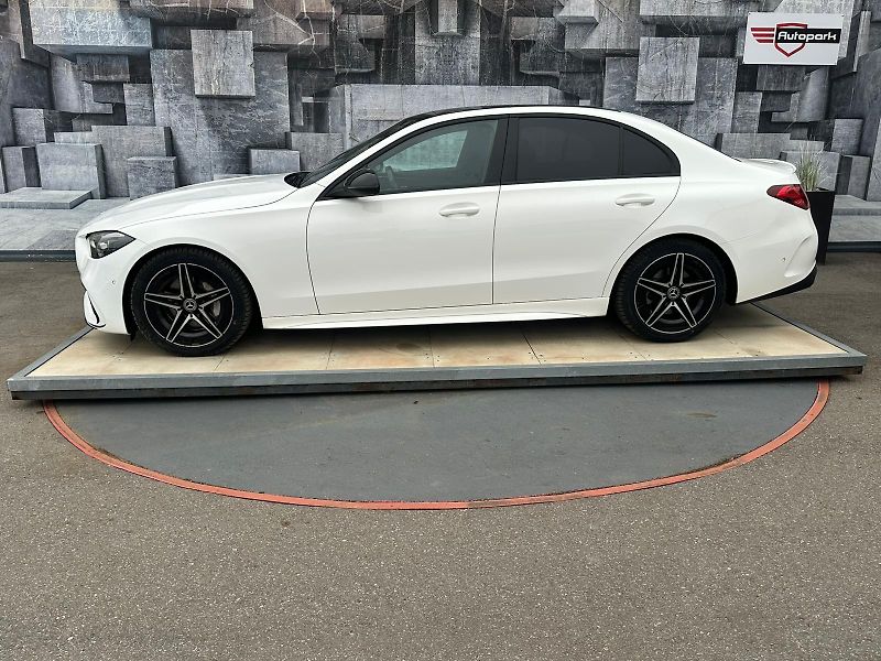 Mercedes-Benz Třídy C (2021) C200, 4MATIC, AMG, DPH - fotka 4 z 47