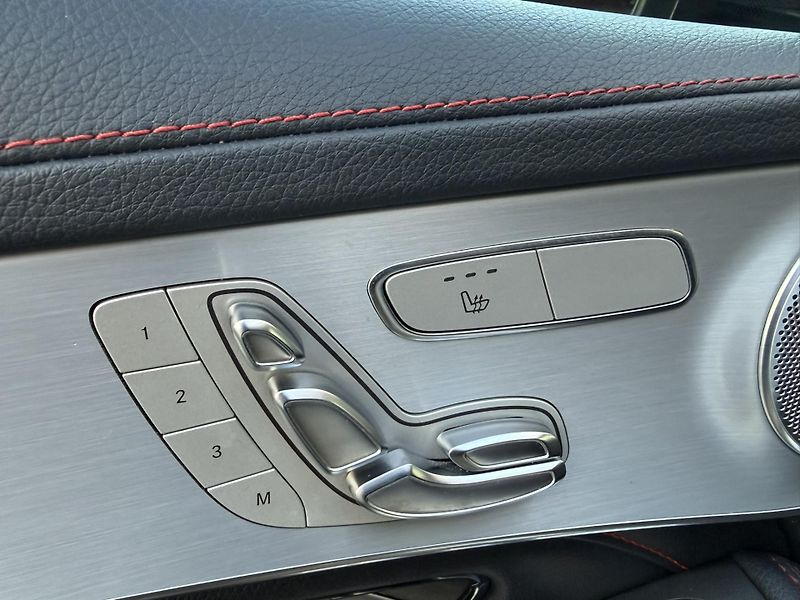 Mercedes-Benz GLC (2018) 43 AMG 4-MATIC 70tKM!! GAR KM! - fotka 19 z 23