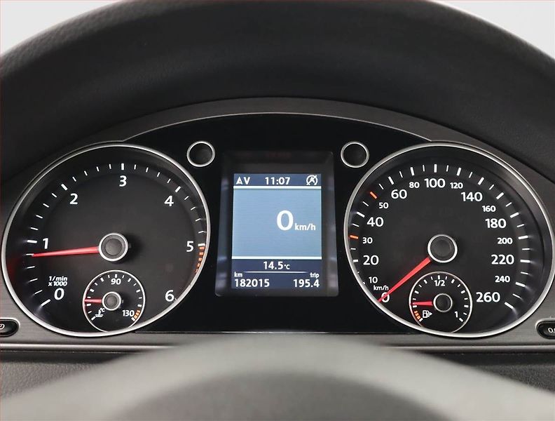 Volkswagen Passat (2013) Comfortline 1.6 TDI, Navi - fotka 11 z 24