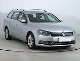 Volkswagen Passat (2014) 2.0 TDI, Automat, Navi - náhled 1