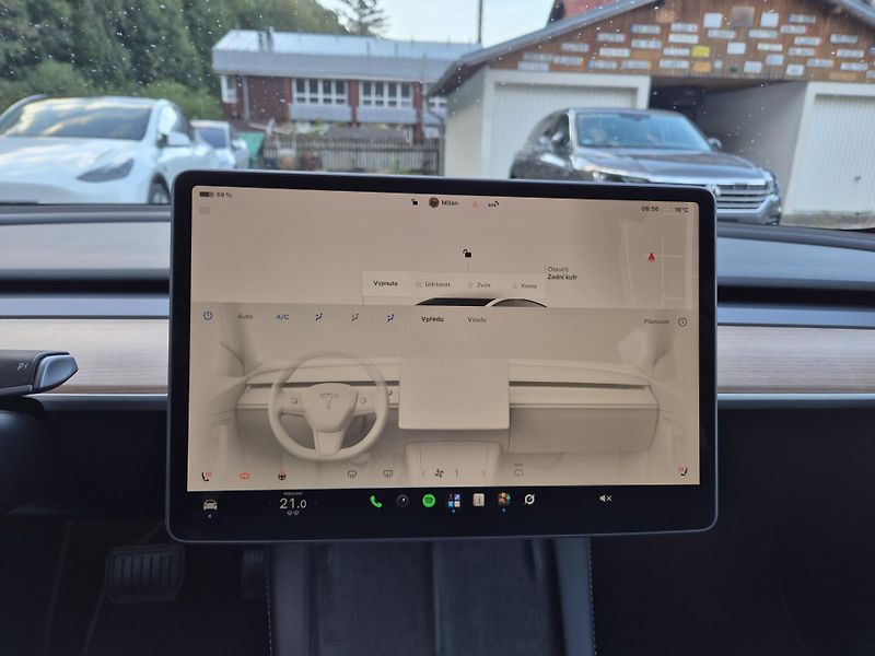 Tesla Model 3 LONG RANGE DUAL MOTOR SOH 96% - fotka 30 z 48