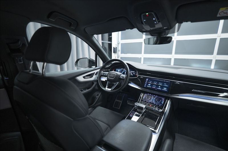 Audi Q7 3,0 TDI QUATTRO S-LINE 1. MAJ - fotka 13 z 51