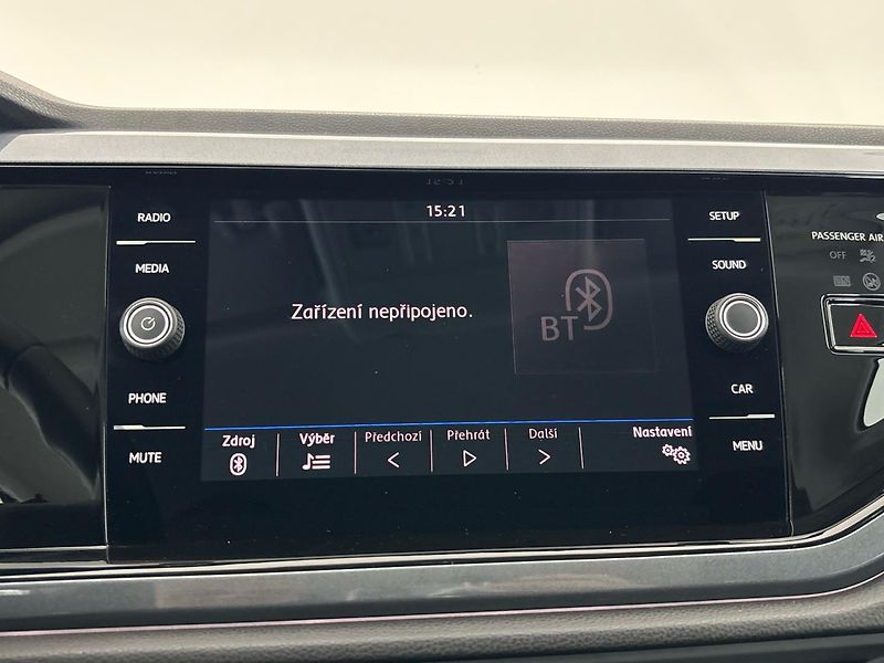 Volkswagen Polo Highline - fotka 25 z 27