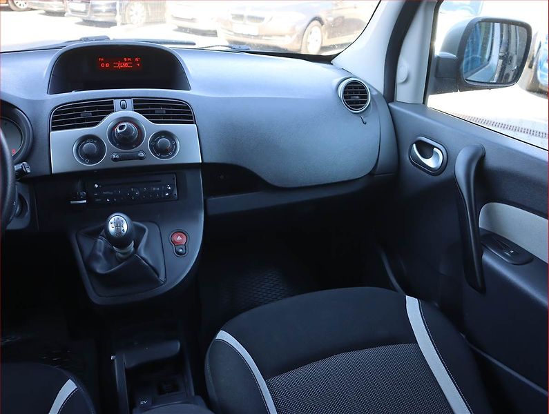 Renault Kangoo (2011) 1.5 dCi, 5Míst, SR - fotka 8 z 14