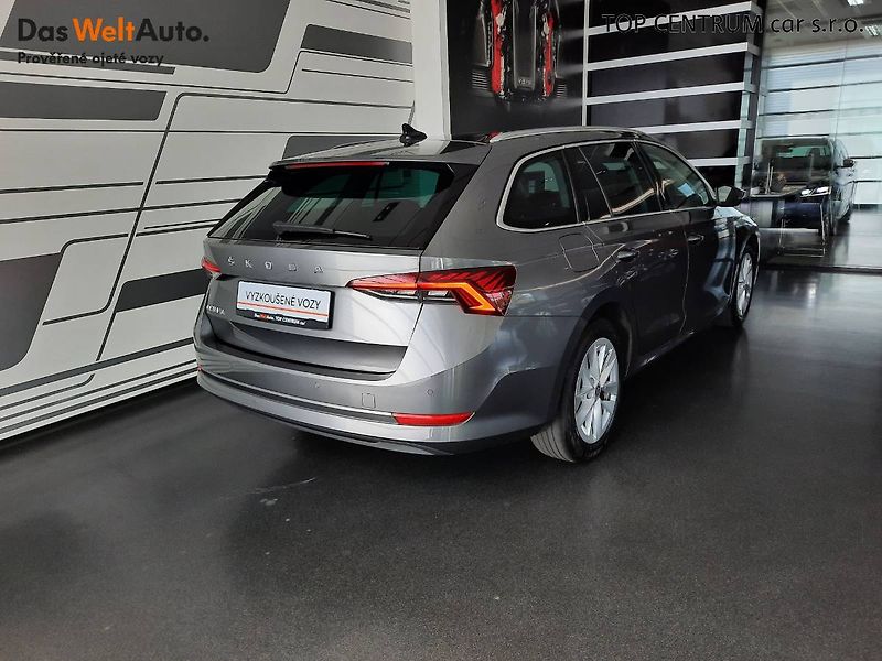 Škoda Octavia (2023) Style Combi 2.0 TDI (110kW/150 - fotka 2 z 27