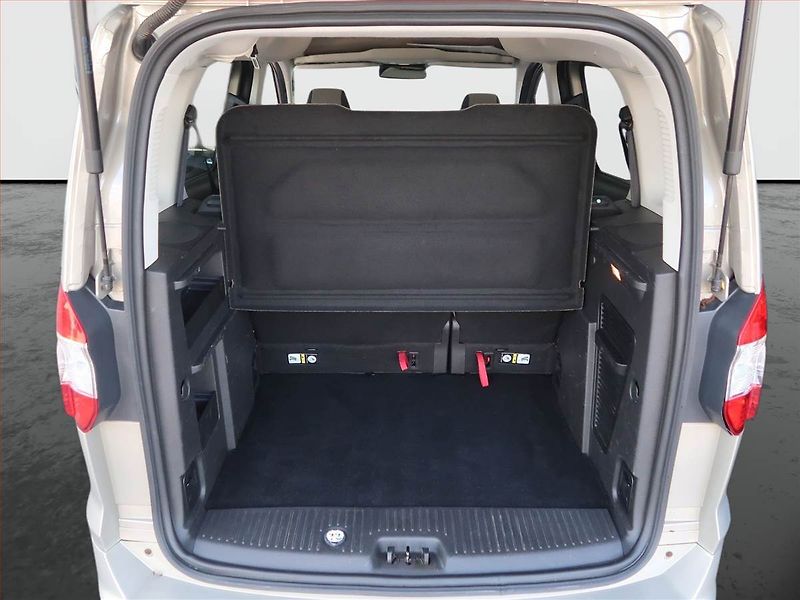 Ford Tourneo Courier (2014) Titanium 1.6 TDCi, 5Míst - fotka 14 z 16