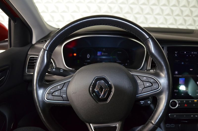 Renault Mégane (2023) E-Tech Electric GT 1.6PHEV Tec - fotka 11 z 18