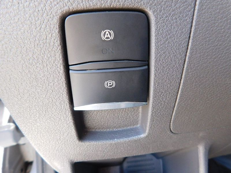 Ford Transit 68kWh,RWD,135kW,PŘEDVÁDĚCÍ,DPH - fotka 14 z 19