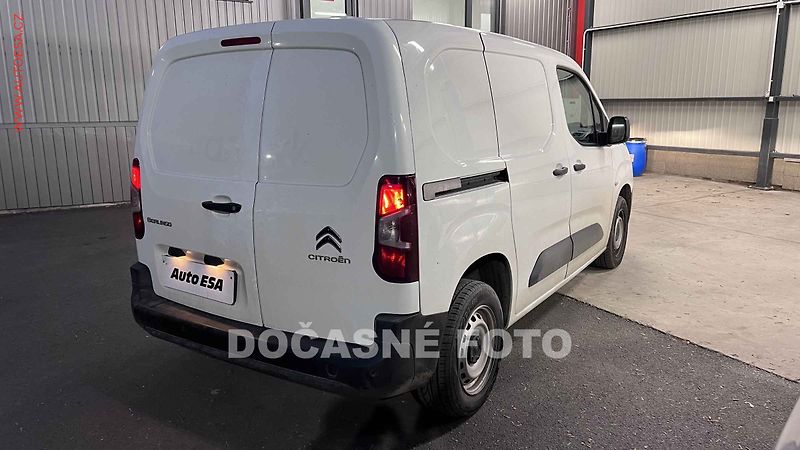 Citroën Berlingo (2022) 1.5HDi, ČR, AC - fotka 2 z 4