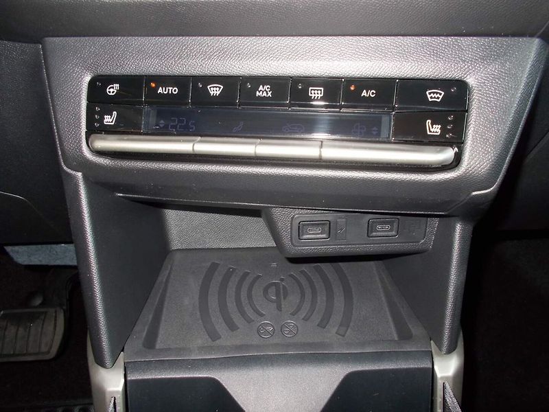Opel Frontera (2026) Edition Hybrid 1.2 TURBO (81kW - fotka 16 z 28