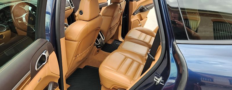 Porsche Cayenne (2012) 4.8 GTS 309KW PANORAMA - fotka 19 z 55