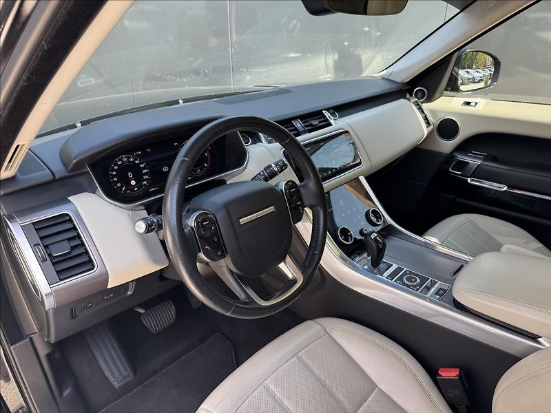 Land Rover Range Rover Sport 3,0 SDV6 HSE Dynamic AT 4x4 ČR - fotka 9 z 34