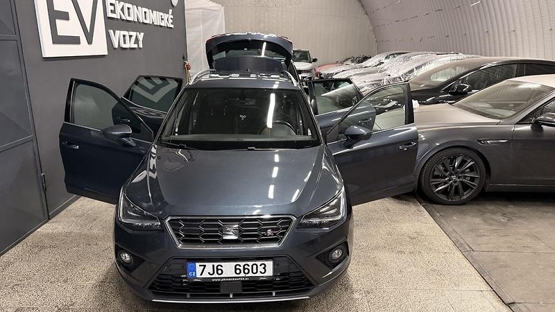 Seat Arona (2019) 1.0TGI- FR,LED,ZÁRUKA  - fotka 9 z 35