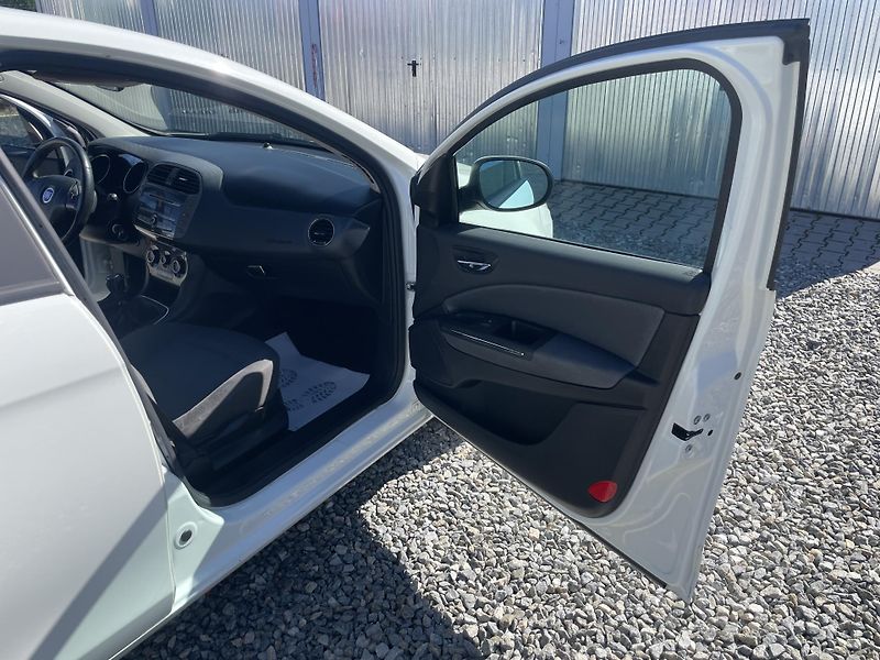 Fiat Bravo 1.4ie 90PS CITY KLIMA STK/EM!! - fotka 117 z 149
