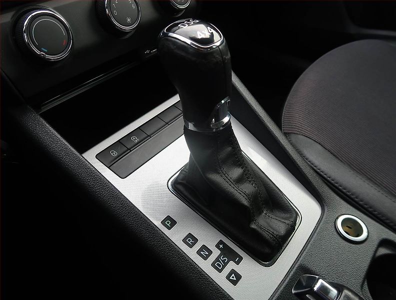 Škoda Octavia (2015) Ambition Plus 2.0 TDI, 4X4 - fotka 13 z 19