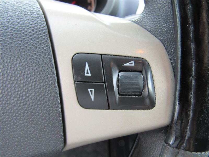 Opel Corsa 1,2 i 59kW - fotka 18 z 26
