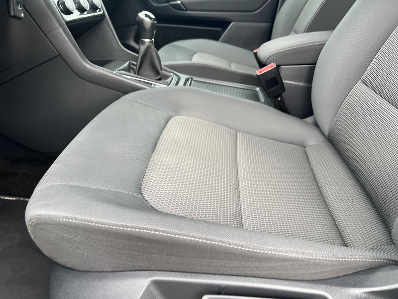 Volkswagen Golf Sportsvan 1.5TSi 96kw KLIMA TAŽNÉ  - fotka 11 z 46