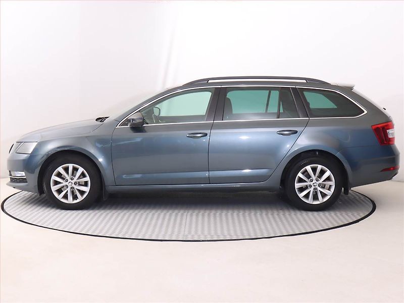 Škoda Octavia (2019) Style 1.6 TDI, Automat - fotka 3 z 20