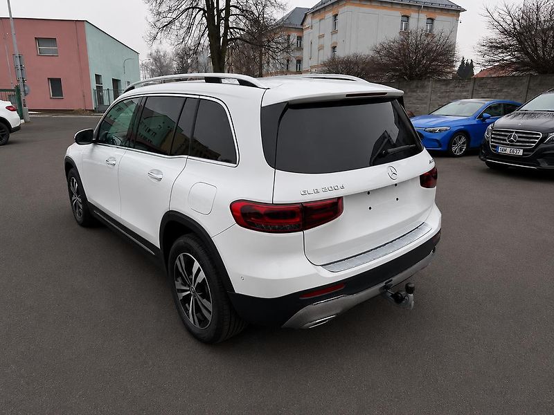 Mercedes-Benz GLB (2025) 200 d 4MATIC - fotka 5 z 25