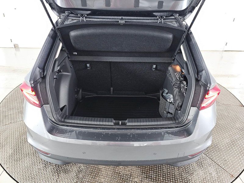 Škoda Fabia (2025) 1.0TSI 70kW 130 let PREMIUM - fotka 34 z 36