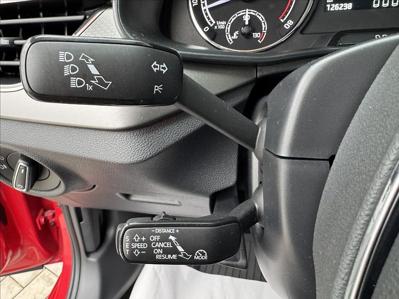 Škoda Kamiq 1,5 TSI STYLE DPH 1maj původČR - fotka 28 z 50