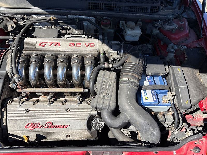 Alfa Romeo 147 GTA 3.2 V6 250k Rosso - fotka 7 z 10
