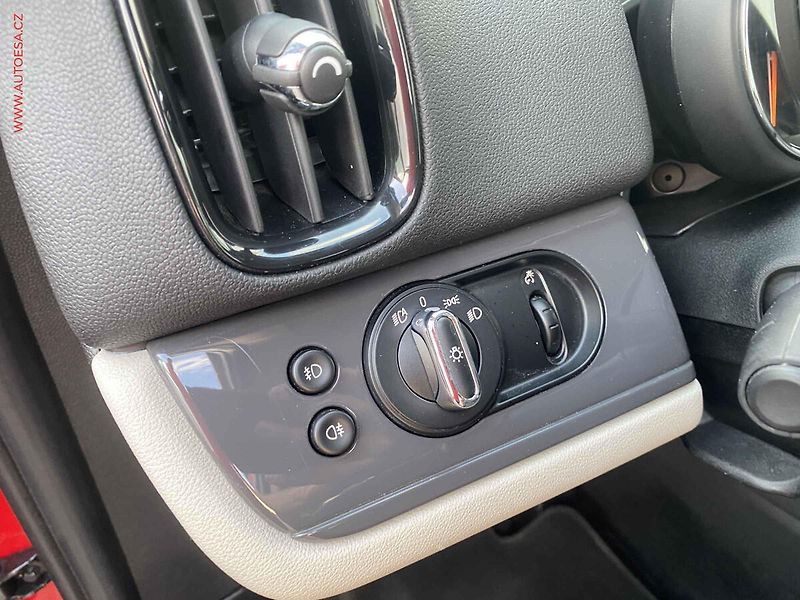 Mini Countryman (2017) 1.5i, ČR, servis.kniha, LED - fotka 15 z 17