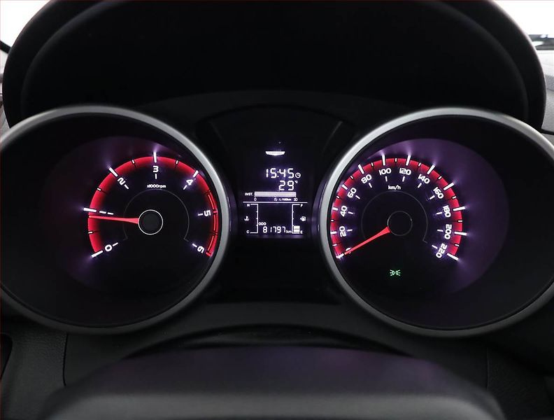 SsangYong Tivoli (2019) 1.6 e-XDi, 4X4, Serv.kniha - fotka 9 z 17