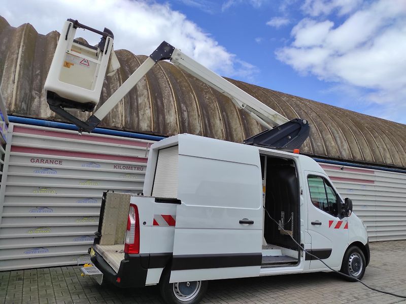Renault Master 2,3DCi Pracovní plošina 10m!! - fotka 10 z 36