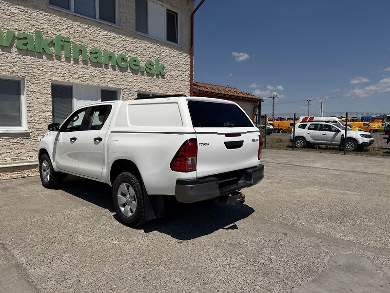 Toyota Hilux (2020) - fotka 4 z 9