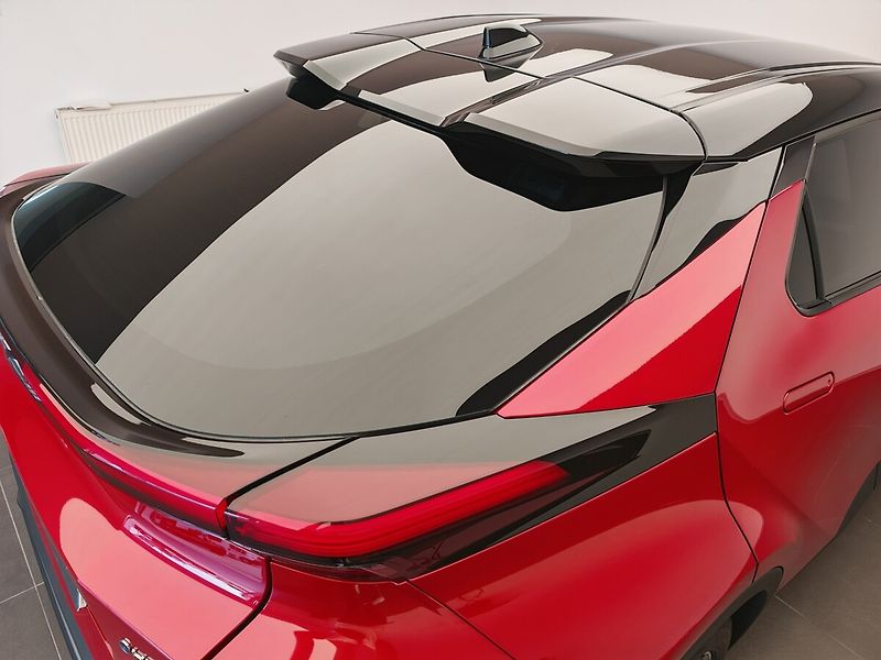 Toyota C-HR 2.0 Hybrid 4x2 Executive - fotka 8 z 46