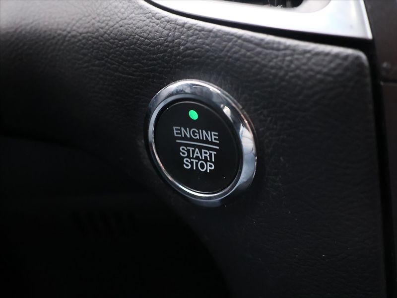 Ford Edge 2,0 TDCi 154kW Sport aut.klima - fotka 15 z 28