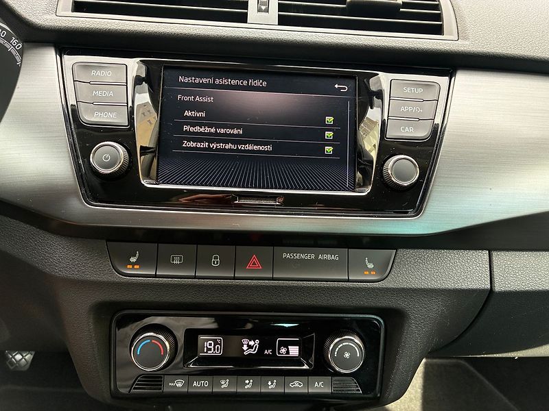 Škoda Fabia 1.0 TSi 81 kW STYLE-LED-KAMERA - fotka 13 z 29