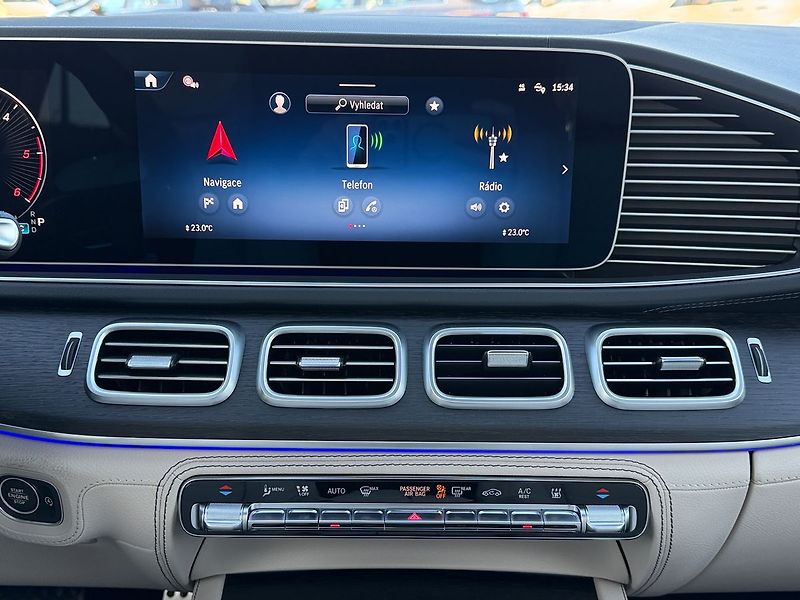 Mercedes-Benz GLS 350 d 4MATIC AMG Style E. - fotka 19 z 35