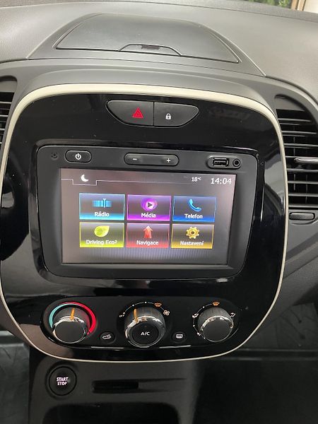 Renault Captur 1.2 TCe ČR 1.MAJ.NAVI  - fotka 24 z 25