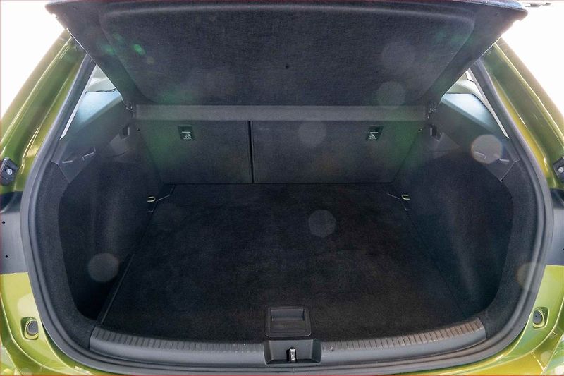 Volkswagen Taigo (2022) Style 1.0 TSI - fotka 14 z 18