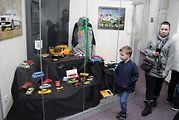 Výstava modelů aut potěší malé i ty starší návštěvníky.