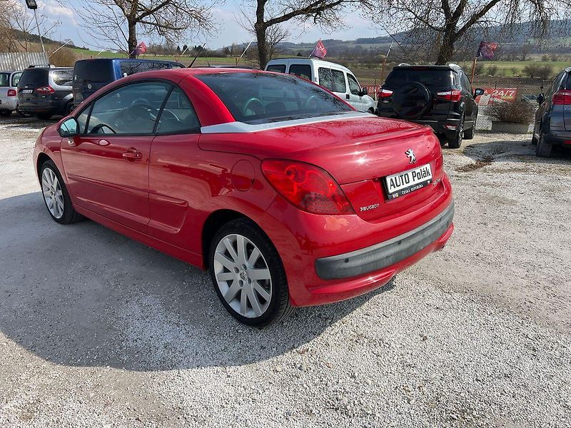 Peugeot 207 1.6 HDI - fotka 5 z 13