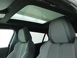 Peugeot 2008 (2023) GT 54 kWh, SoH 94% - náhled 15