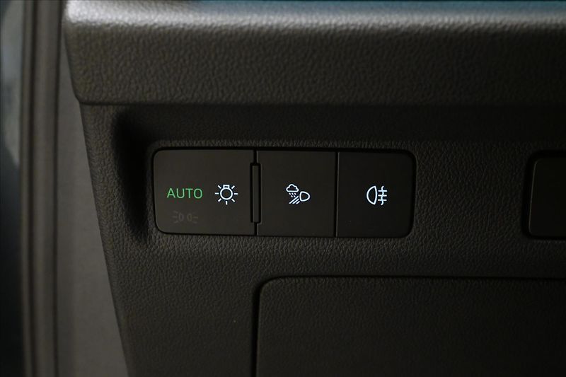 Škoda Enyaq iV 60 132kW SOH 92% FIRST Edit - fotka 23 z 26