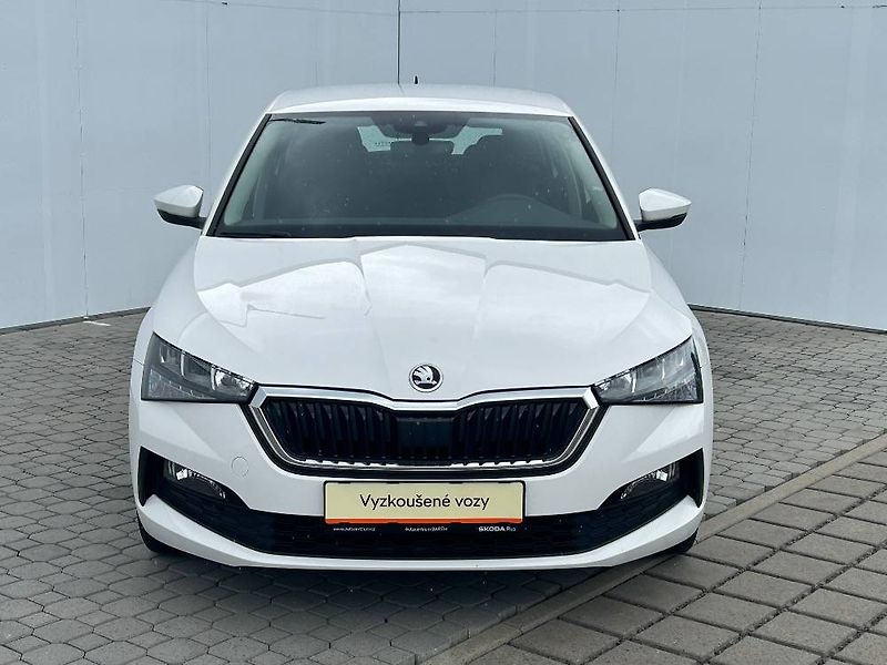 Škoda Scala Ambition 6MP 1,0TSI - fotka 4 z 22