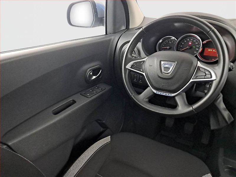 Dacia Lodgy (2018) Stepway 1.6 SCe, ČR,1.maj - fotka 7 z 20