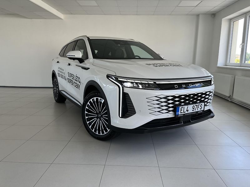 Omoda 9 (2025) PHEV  - fotka 3 z 19