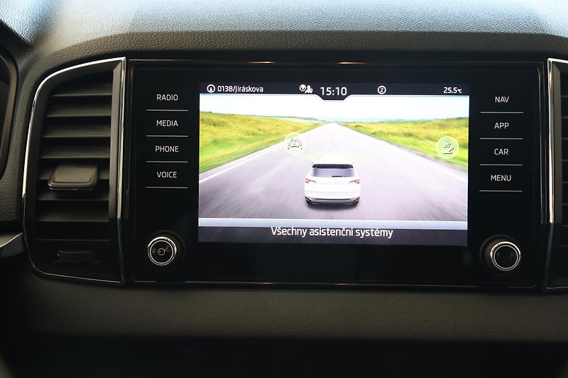 Škoda Karoq (2023) 2.0TDI DSG LED Navi Display  - fotka 29 z 32
