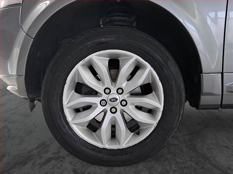 Land Rover Freelander (2013) 2.2 TD4, 4X4, Automat, Xenony - fotka 15 z 20