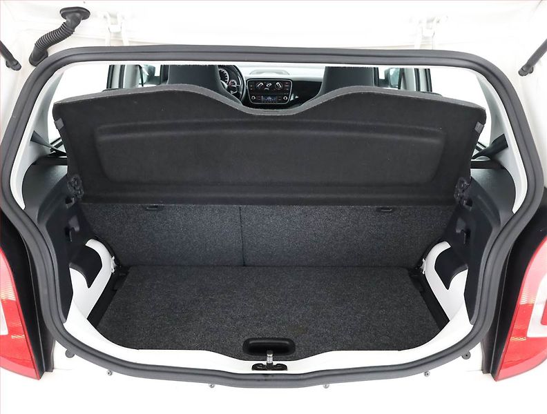 Volkswagen up! (2013) 1.0 MPI, Serv.kniha - fotka 15 z 16