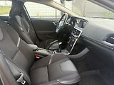 Volvo V40 (2015) D2 MOMENTUM 2.0l TDi - Servis - náhled 15