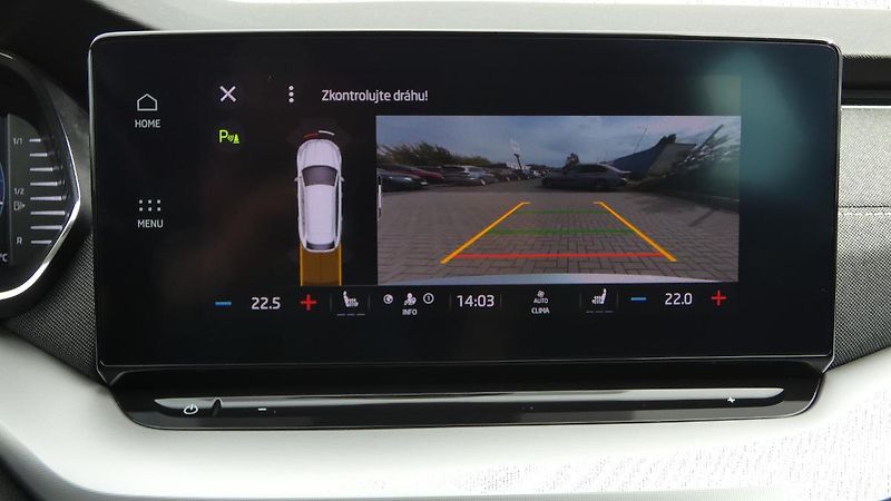 Škoda Octavia Combi 2,0 TDI Style 4x4 DSG 11 - fotka 16 z 25