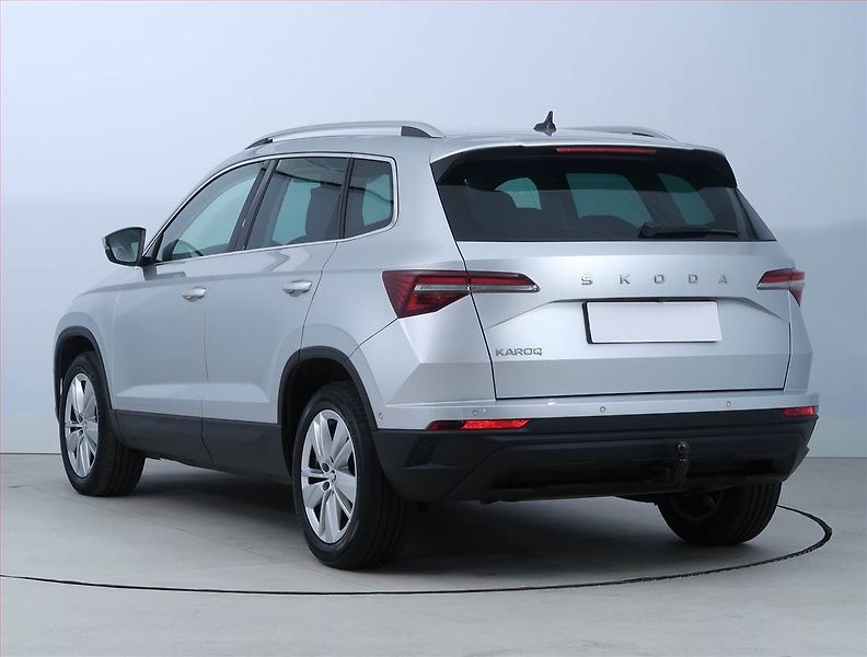 Škoda Karoq (2023) Style 1.5 TSI - fotka 4 z 21